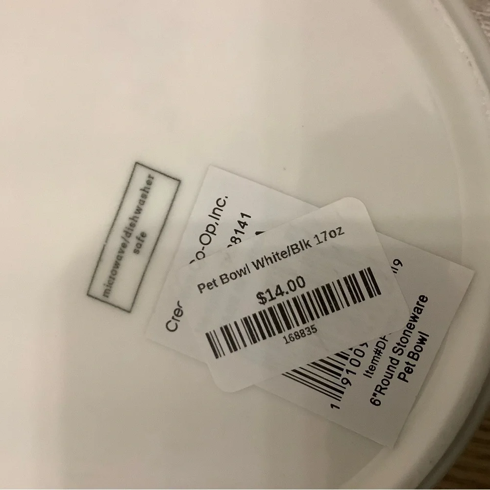 NWT BUNDLE OF 2 CREATIVE CO-OP 6” STONEWARE PET BOWLS❤️❤️❤️❤️